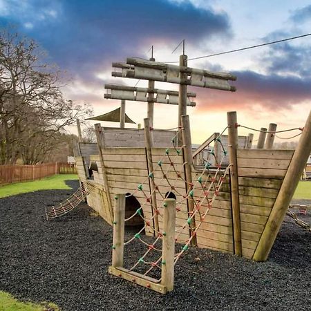 Apple Tree Lodge Hot Tub 3 Bedroom 2 Bars Morpeth Extérieur photo