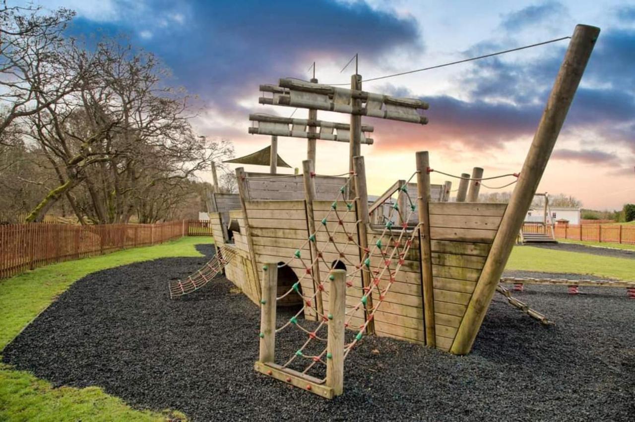 Apple Tree Lodge Hot Tub 3 Bedroom 2 Bars Morpeth Extérieur photo